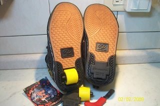 (售)HEELYS兩用爆走鞋