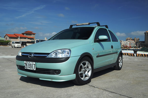 opel corsa c三門省油小車