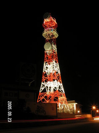 東衛鐵塔夜間照明