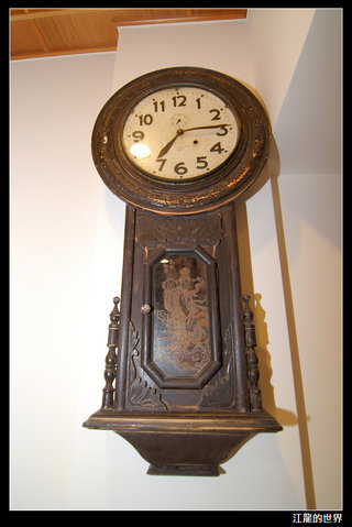 澎湖中央旅社民宿公共空間-已經百年的古董時鐘