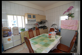 羽磊民宿-一樓的廚房