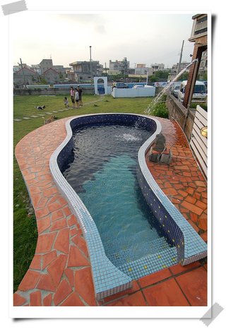 三溫暖所使用的泳池
