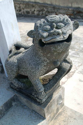 池西關帝廟的右邊獅子
