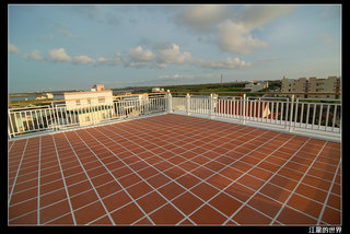 澎湖印象沙港民宿公共空間-頂樓的觀星屋頂與陽台
