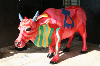 95年澎湖地景開幕系列活動─彩繪模型牛