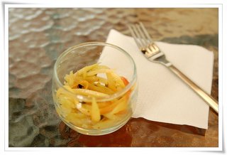 健康活力餐的開胃菜：百香蜜釀木瓜